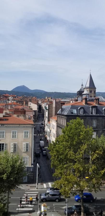 La Terrasse Des Volcans Saint-Genès-Champanelle Extérieur photo